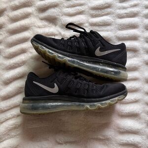 Nike Black and Neon Green Running Sneakers